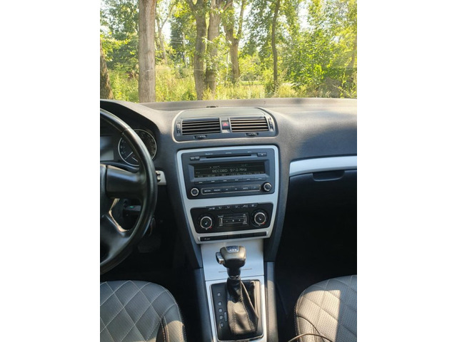 Объявления о продаже покупке легковых авто от частных лиц и официальных дилеров в Пензе Маркет58. Цена и отзывы на новые и бу машины. Купить продать авто без посредников, выбрать быстро и выгодно, авторынки и автосалоны Пензы. - 2/4