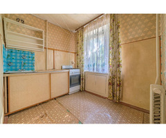 Продается 2 комнатная квартира по ул. Кронштадтская 4 (р-н Самолета).