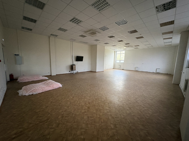 Купить складские производственные помещения в Пензе, продажа коммерческих площадей недорого - сайт объявлений Маркет58. Недорого купить склад цех, выбрав предложения без посредников. Объявления от собственников, застройщиков и проверенных агентств с фото, метражом, информацией о недвижимости. - 10/10